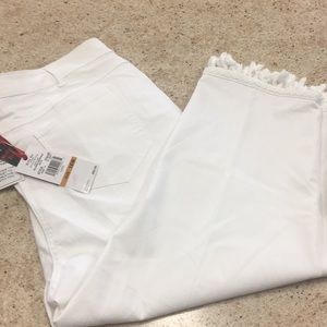 White womens Capri